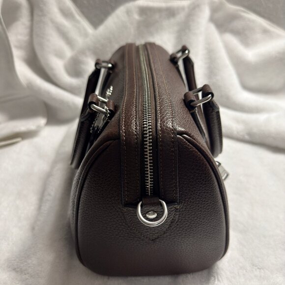 New with tags, hard-to-find Coach MAPLE Rowan - Picture 2 of 8